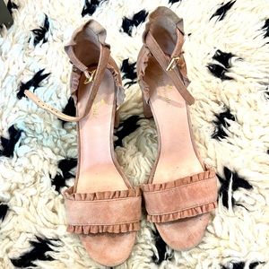 Kate spade pink ruffled heel size 10